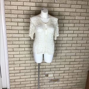 Delores Bell ivory crochet sweater size large.